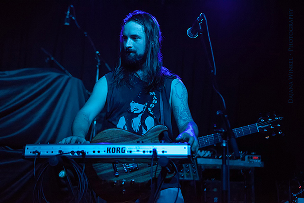 141030_bend_sinister_winkel_60
