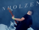 Van holzen